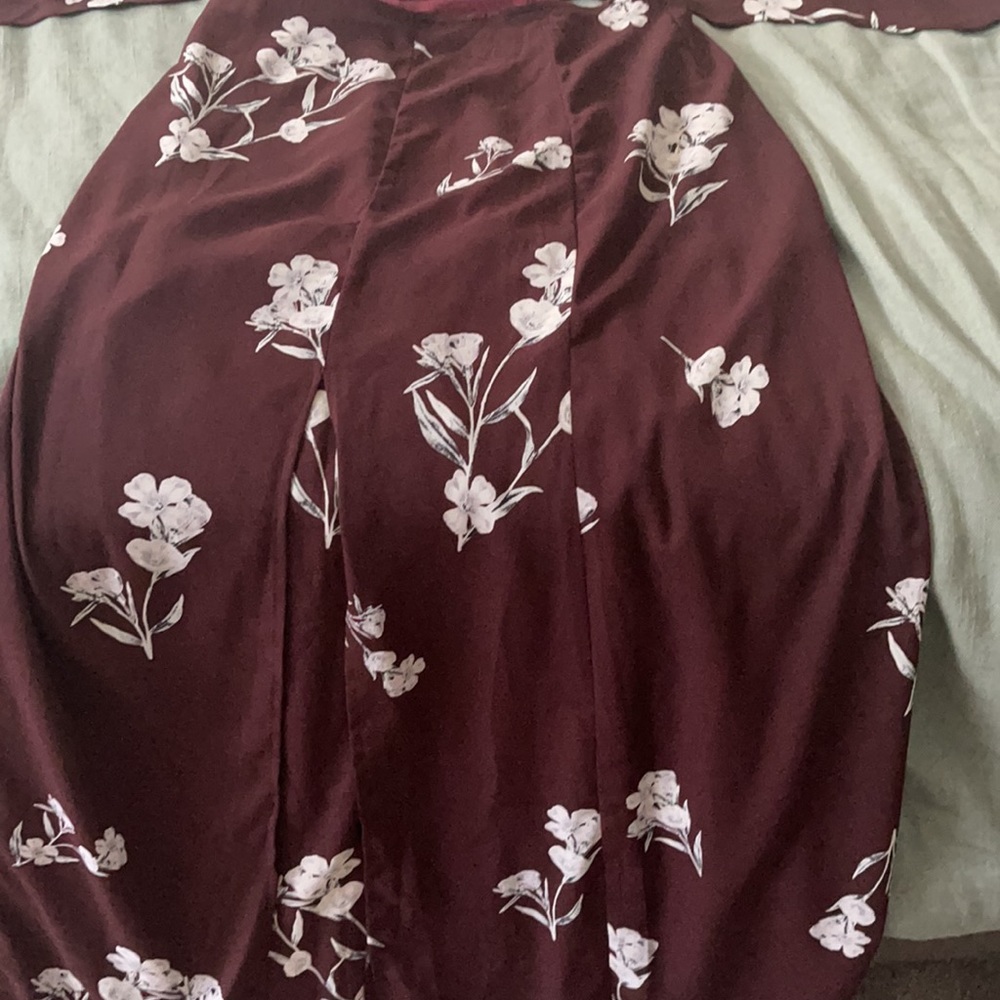 Two piece set - Picture 2 of 3